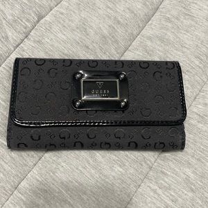 Guess wallet